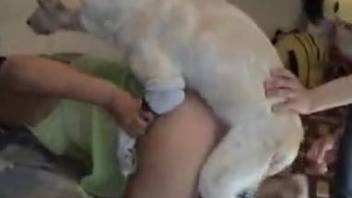 Phat booty babe getting fucked by a white dog